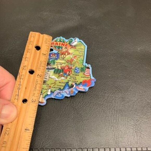 Maine State Wood Refrigerator Magnet - Picture 2 of 5